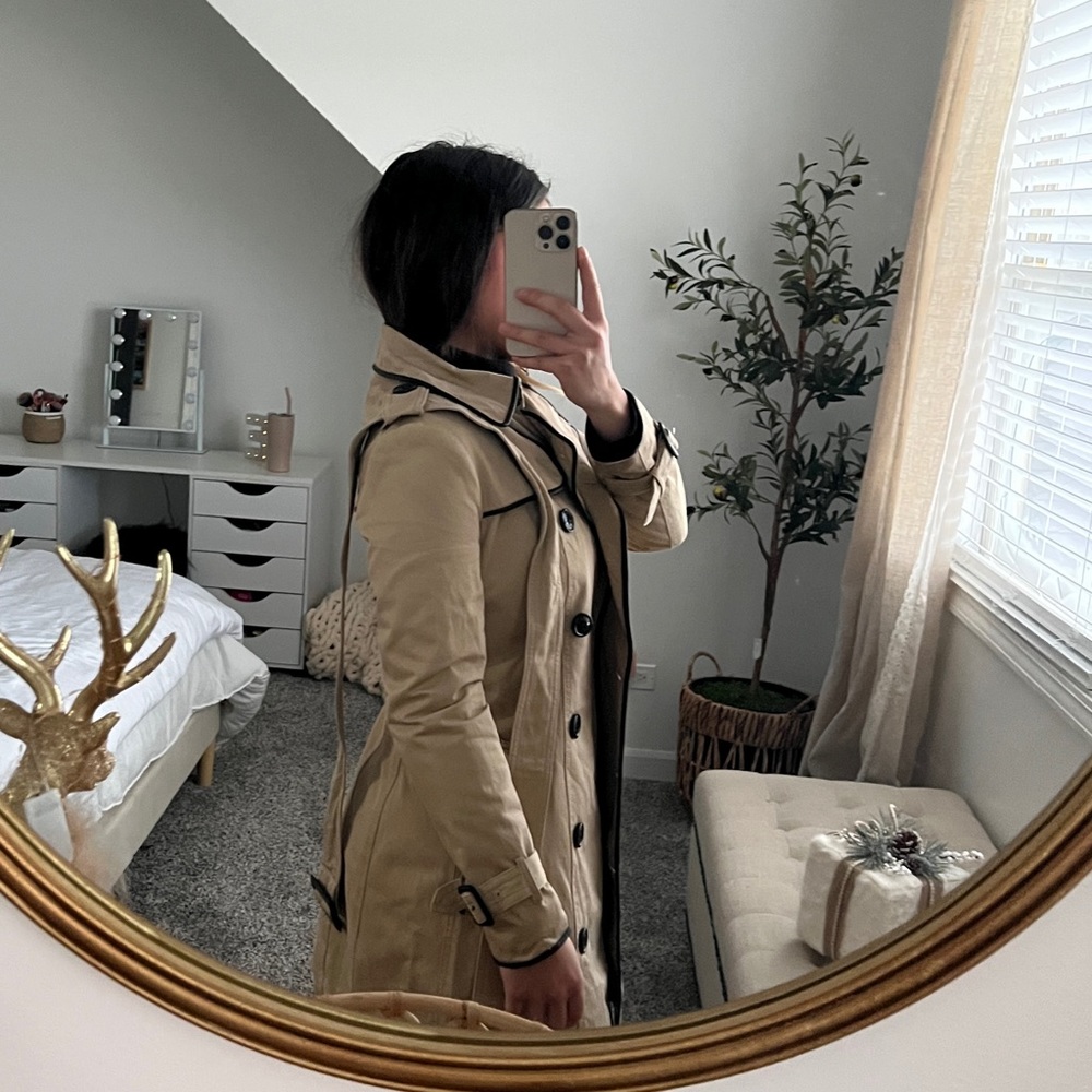 Burberry Trench Coat - Picture 2 of 6